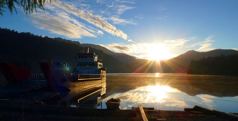 Lago Pirihueico. Un paraí­so Natural.