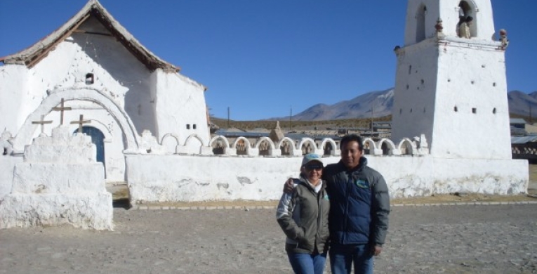 Iglesia Isluga en el Norte de Chile