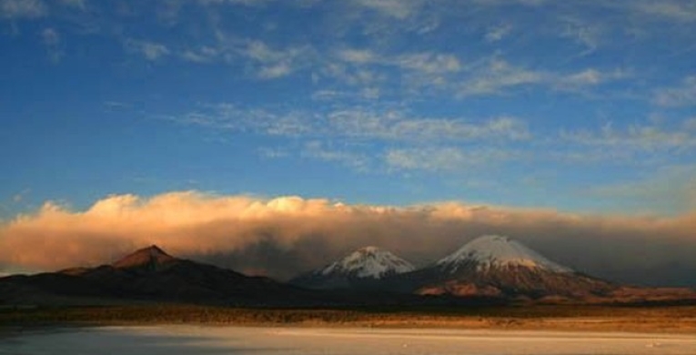 Vulkane Pachayatas im Norden von Chile