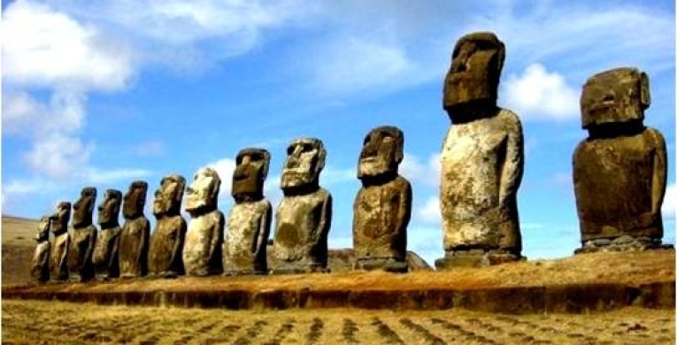 Isla de Pascua: Ejemplo de sustentabilidad y destino candidato a los Premios del Turismo Chileno 