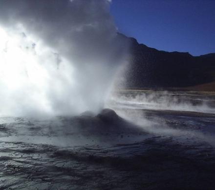 Whom are the tourists that visit Chile?