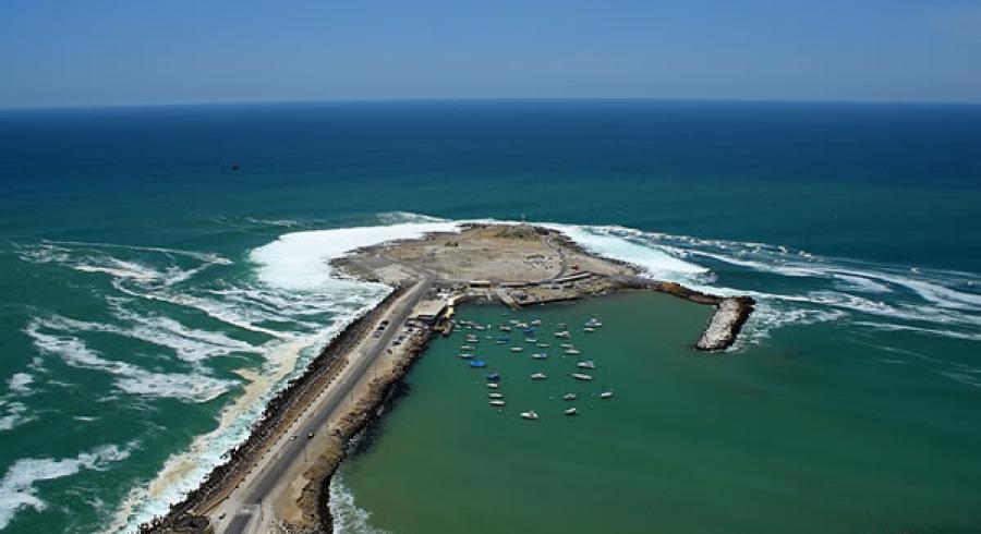 Beaches along the coast of Chile