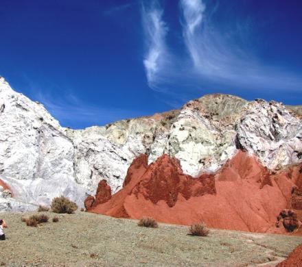 Tour und Exkursion - San Pedro de Atacama - Petroglyphen von Hierbas Buenas - Regenbogental - Salzsee von Tara (5 Tage/ 4 Nächte)